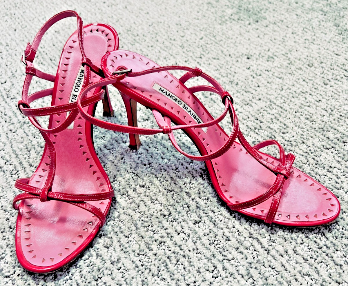 マノロブラニカハンギシピンク24.5 VTG Manolo Blahnik Pink Patent Leather Strappy Sandals Heels Ankle