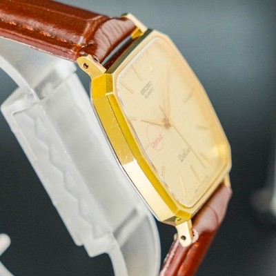 Vintage 1988[MINT] SEIKO DOLCE 7731-5120 New Band Gold Elegant