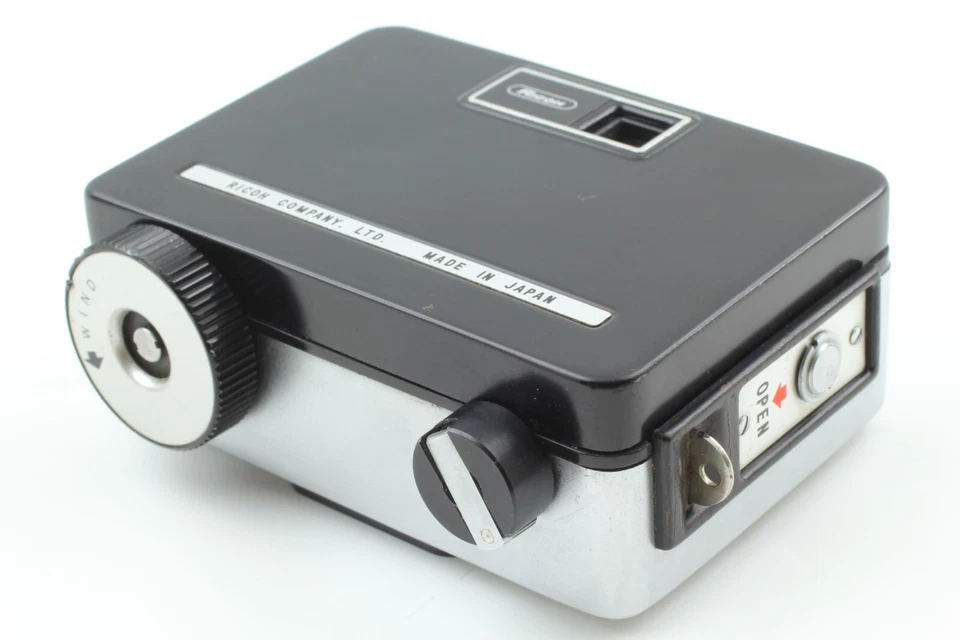 🚀🎁Diseño raro《COMO NUEVO con CORREA》Ricoh Auto Medio Marco E Película Cámara de 35 mm de JAPÓN Foto 3 de 4