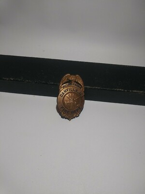 City of Danville,IL Retired Firemans Badge.Firehouse Collectible 