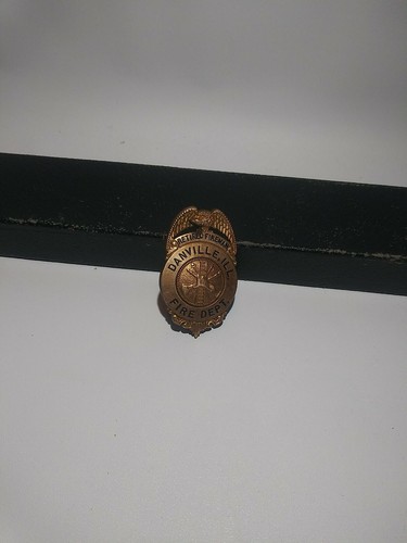 City of Danville,IL Retired Firemans Badge.Firehouse Collectible
