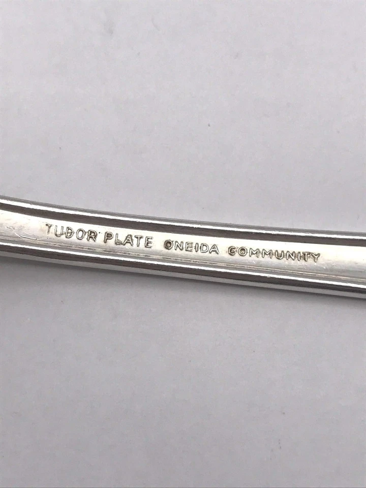 Oneida Community Queen Bess II Tudor placa de plata 1946 cubiertos ELECCIÓN #17-1299 Foto 2 de 2