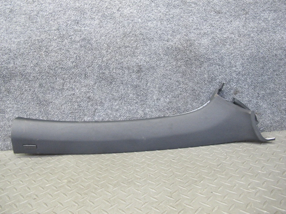 07-09 VW R32 GTI RABBIT MK5 INTERIOR DELANTERO IZQUIERDO Y DERECHO JUEGO DE MOLDURAS DE PILAR OEM Foto 3 de 4