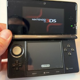 Nintendo 3DS Handheld Video Game Console Black CTR-001 (USA) W Charger US Model