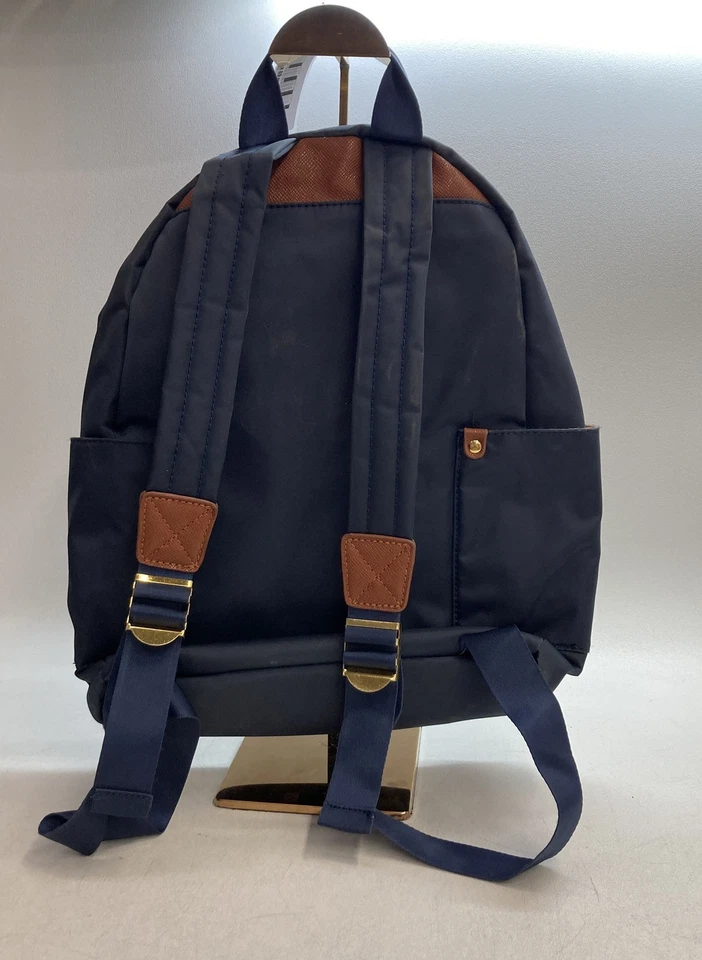 Mochila Cartera Adrienne Vittadini Studio Azul Marino Nylon Tono Dorado Herrajes Foto 2 de 4