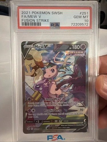 2021 POKEMON SWORD & SHIELD FUSION STRIKE #251 FULL ART/MEW V PSA 10🔥📈