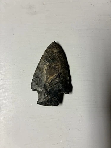 Authentic Native American projectile point. This Was Found In Columbiana Co Ohio