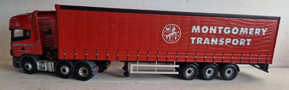 Corgi 1/50 - CC12916 - Scania R semi Tautliner Montgomery transport - Photo 2/4