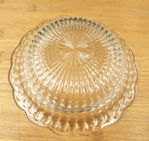 Vintage glass dome top butter dish - Picture 3 of 10