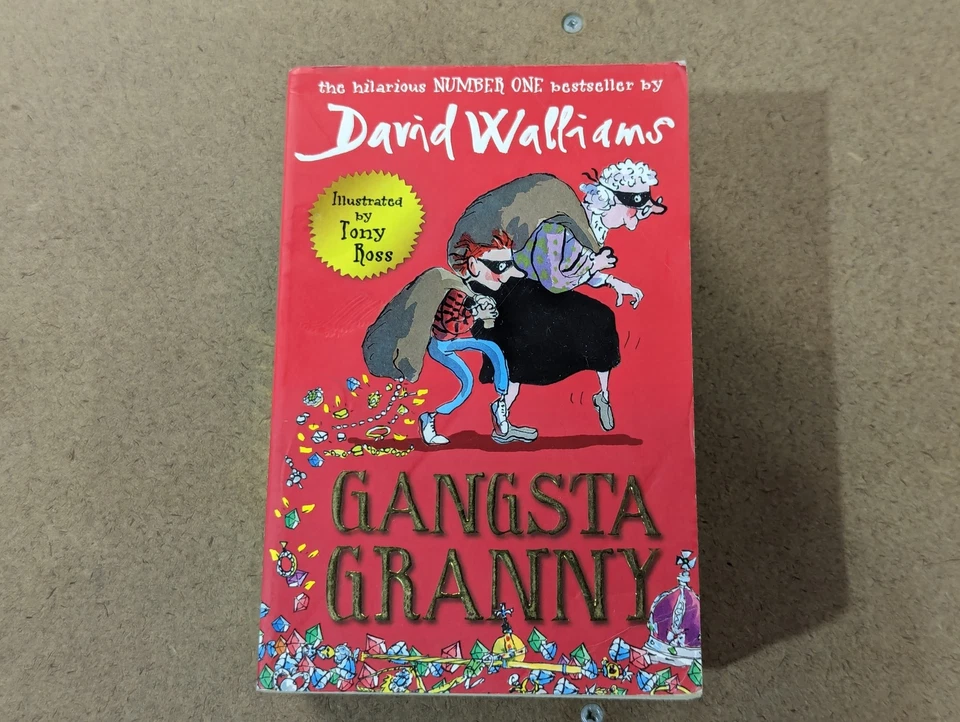 Lot of 4 Books by David Walliams Granny Dentist Grandpa's Bad Dad Foto 4 de 4