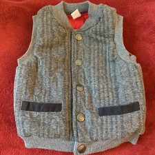 Boy Infants 12 months 22 25 Lbs Gray button up vest top Excellent Cond. Cute