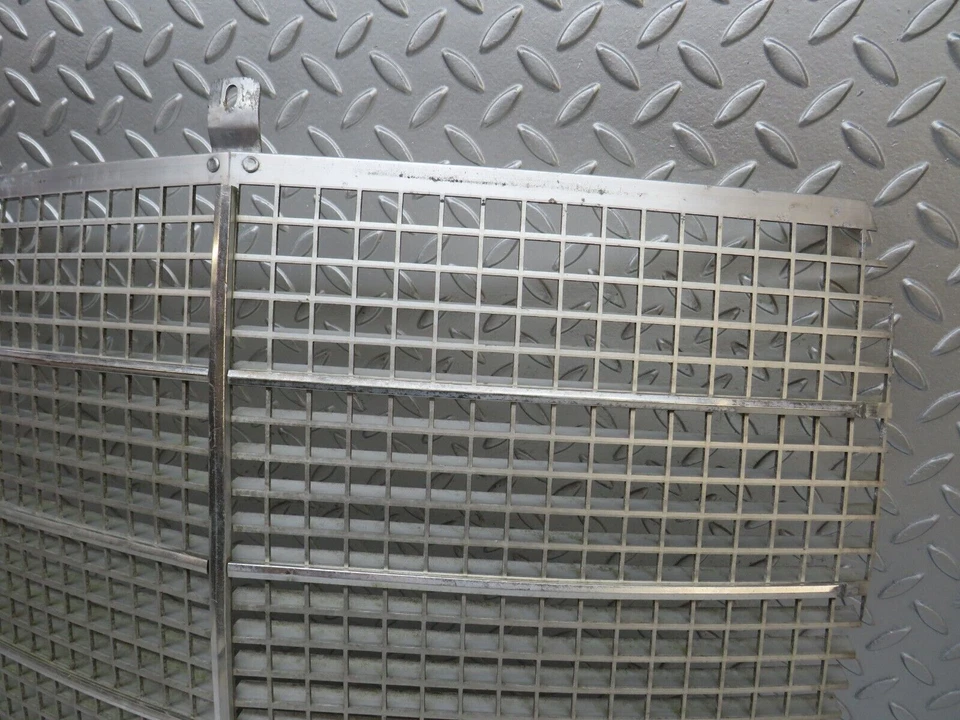 ⚙37583⚙ Parrilla capó Mercedes-Benz W109 300SEL Foto 2 de 4