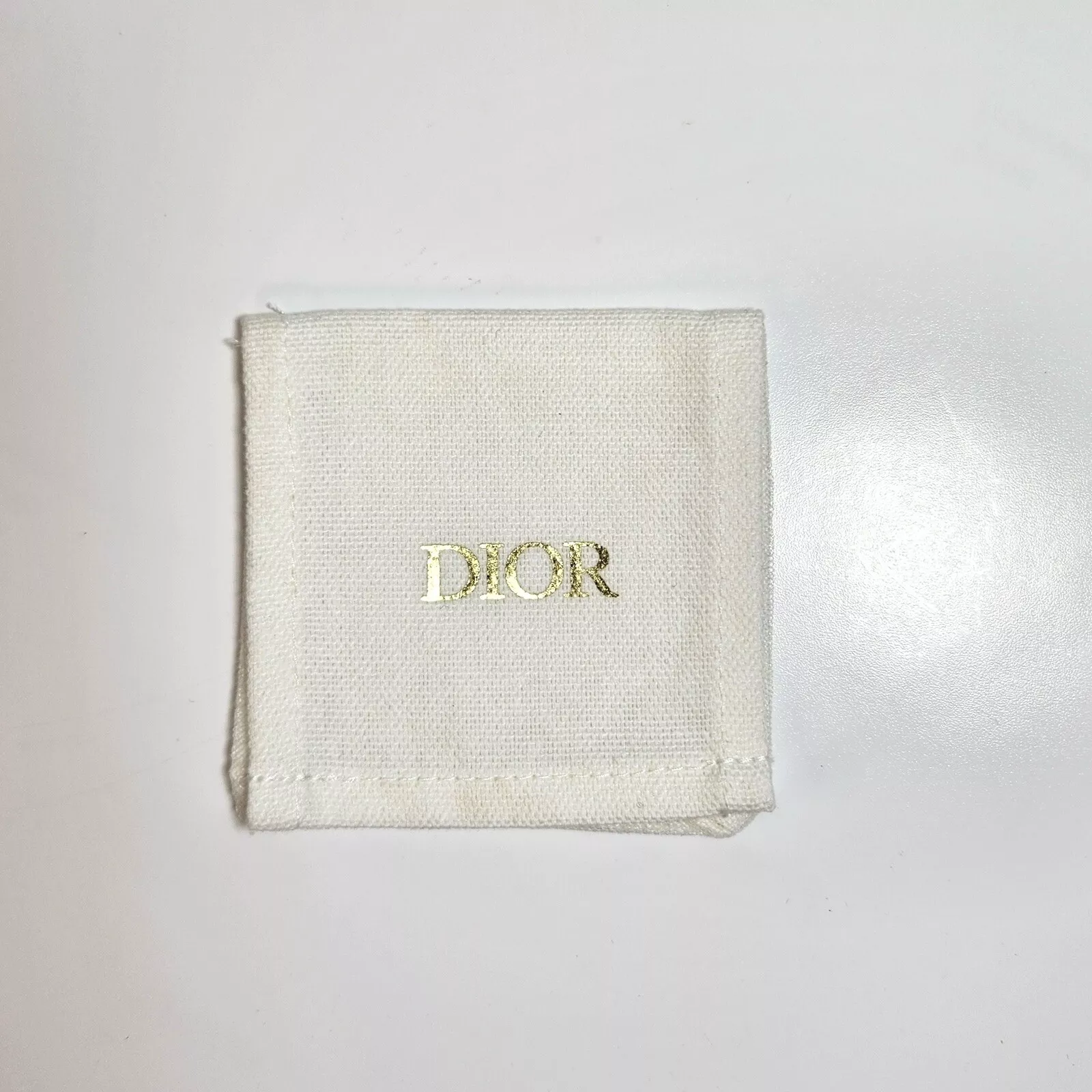 Christian Dior Petit Sac à Poussière Pochette à Cordon pour Bijoux/Bague 3”x3” Blanc