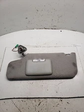 Used Left Sun Visor fits: 2006 Ford Five hundred illuminated L. w/o garage door