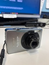 Canon PowerShot SD750 Digital ELPH 7.1 MP Silver - FOR PARTS READ DESCRIPTION