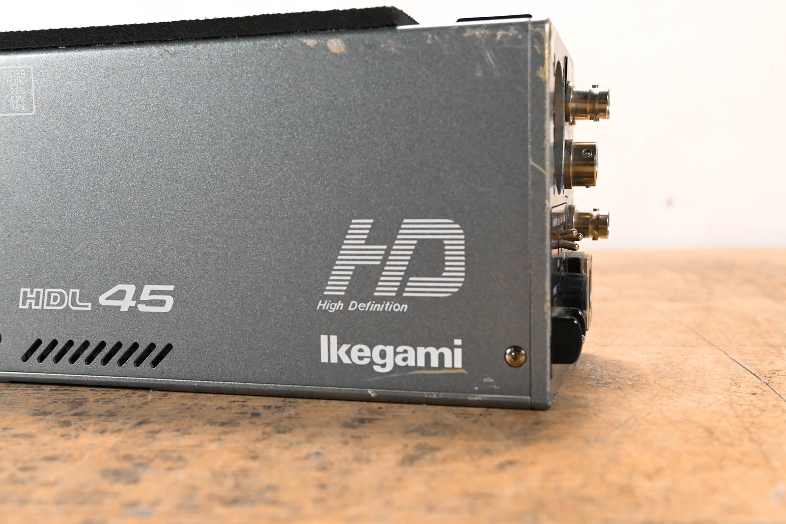 Ikegami HDL-45i 3CCD Multi-Purpose HDTV Camera CG01PXP