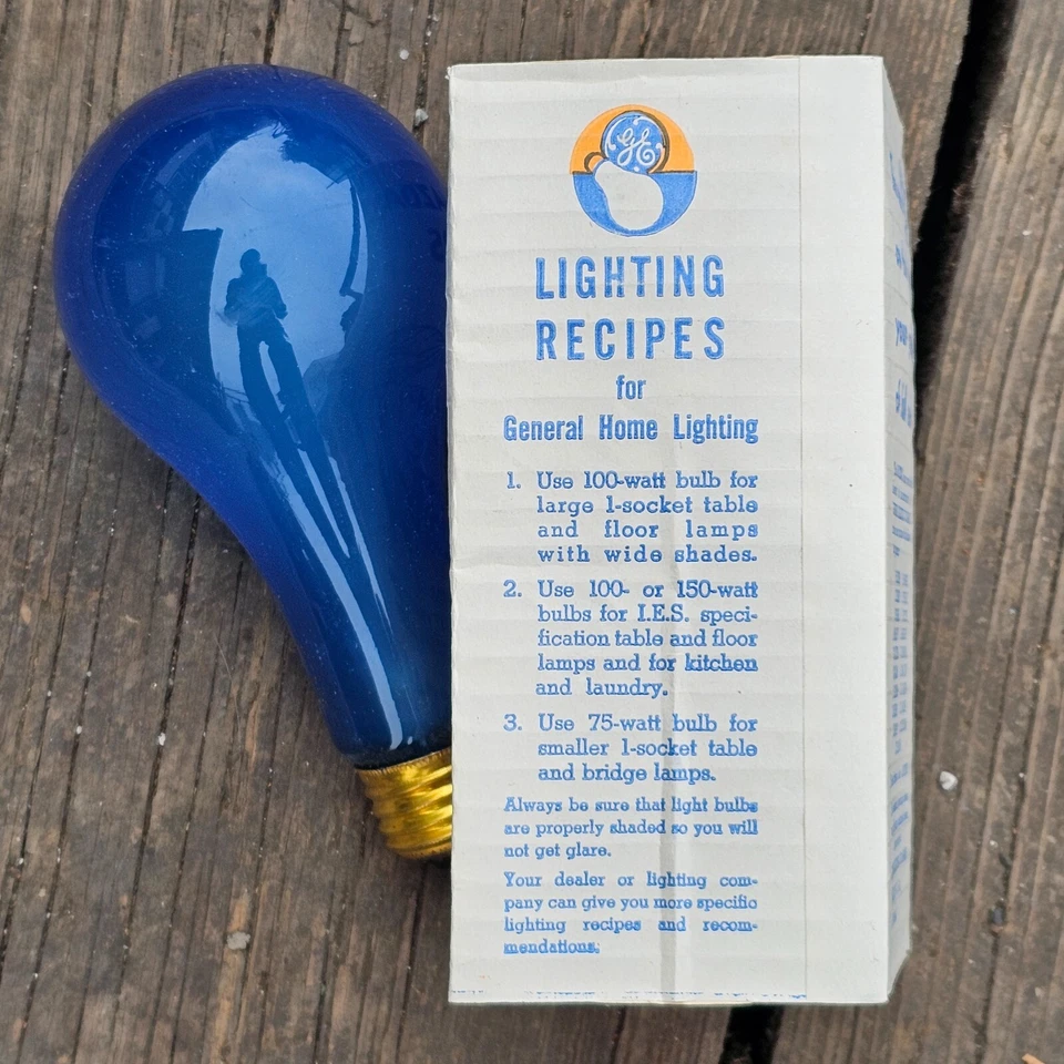 GE Mazda 100w Daylight AND Rough Service bulb weird - Image 4 of 4