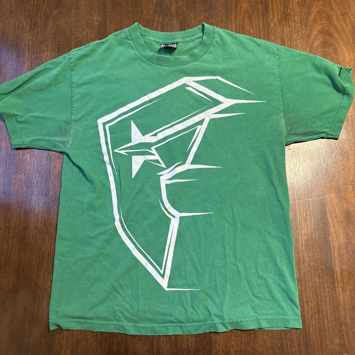 2000s Y2K Famous Stars and Straps Big logo t-shirt Green