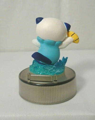 Figuras Pokemon Blanco y Negro De Colección con 2 Soportes Promo Tapa Botella - Imagen 11 de 19