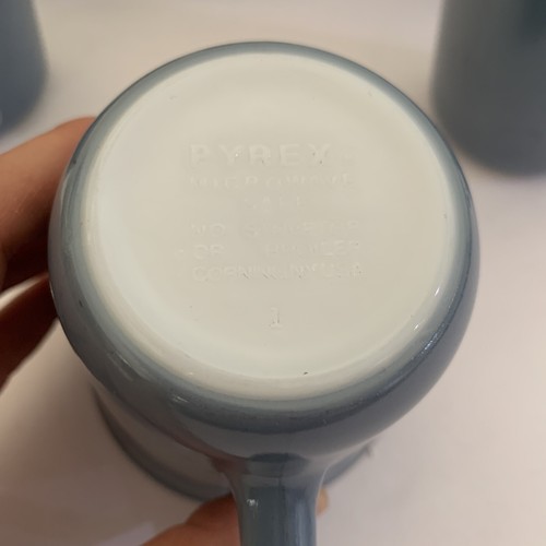 Set of 6 Pyrex Slate Blue 8oz D-Handled Coffee Mugs VTG 1970s Milk Glass Cups - Picture 6 of 6