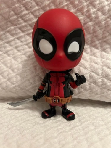 Hot Toys Deadpool Película Cosbaby Bobblehead COSB219 Marvel