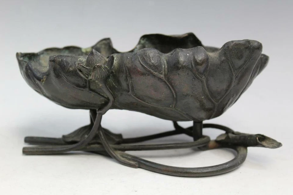 Fine 19th Century Chinese Bronze Scholar Pot Incense Burner, Lotus Shape - Image 3 of 3