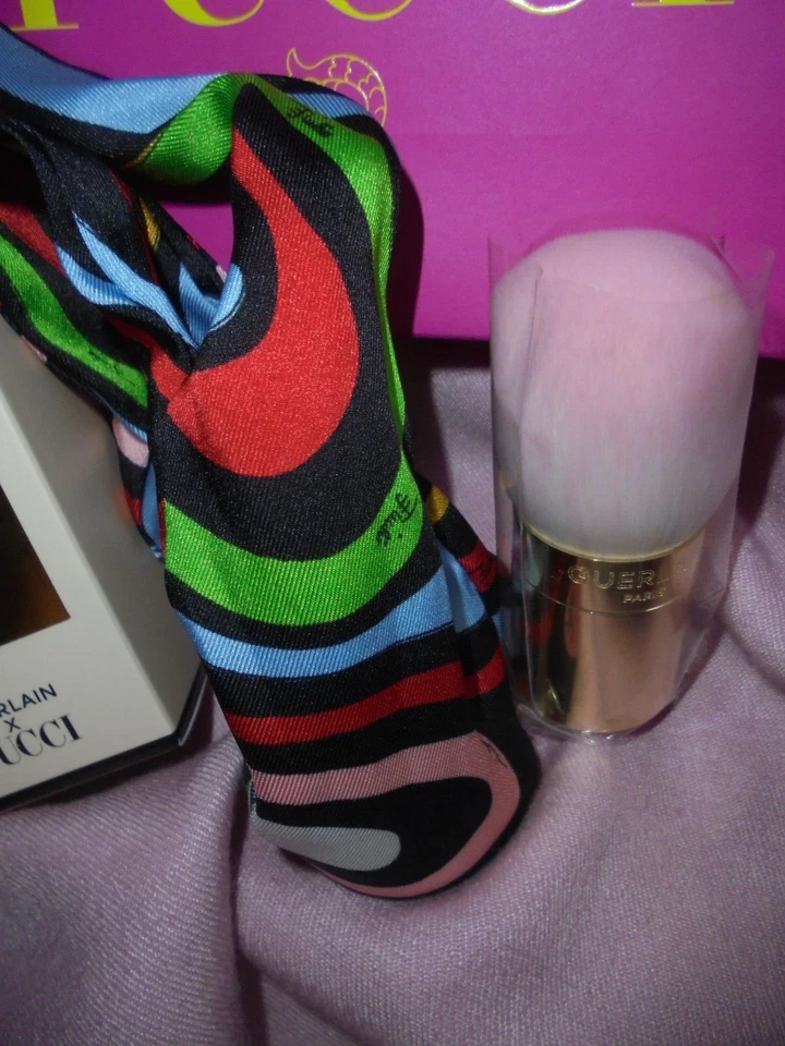 GUERLAIN PARIS LIMITIERTE EDITION MÉTÉORITES MARMO SWIRL BRUSH PUDERPINSEL Neu - Bild 3 von 4