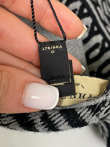 Burberry Grey One Shoulder Wool Knit Jacquard Cable Dress Made In Italy Size L - Picture 9 of 12