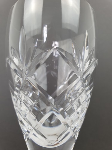 3 x Royal Doulton Crystal Elizabeth Pattern Wine Glass 18.7cms (7-3/8″) Tall - Picture 13 of 13