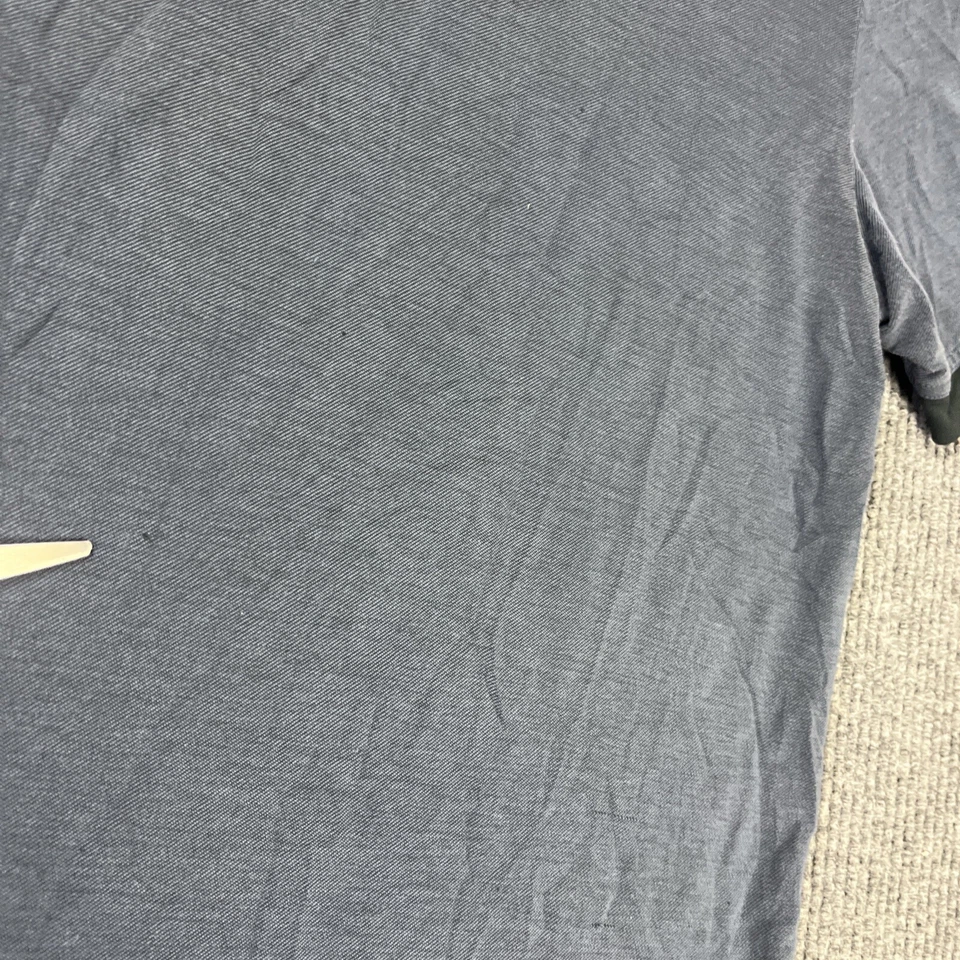 Camisa Polo Travis Matthews Para Hombre Grande Gris Negra Golf Ropa Activa Golfista Elastizada Foto 3 de 4