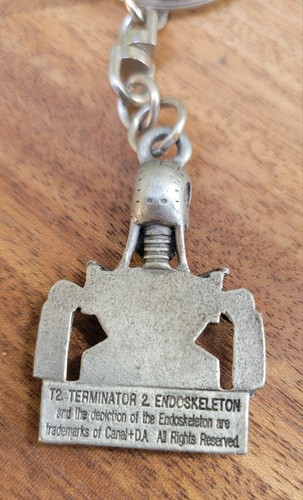 Llavero de metal Terminator 2 3D Battle Across Time T800 - Imagen 4 de 4