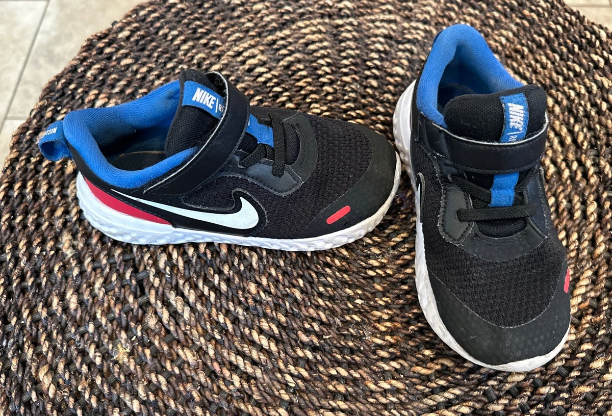 Nike cheap revolution baby