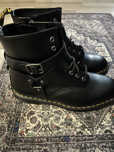 Dr. Marten Cristofor Mens SZ 8/ Wm 9 Black Leather Harness Lace Up Combat Boots - Picture 3 of 7