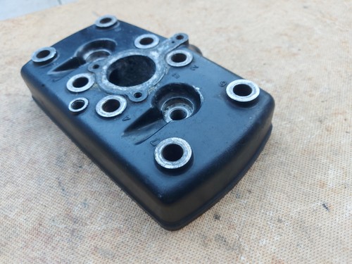 YAMAHA RD250LC 4L1 CYLINDER HEAD NO DAMAGE - Picture 3 of 6