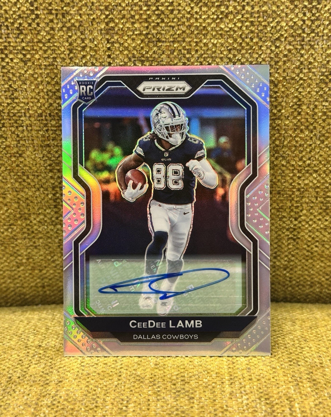 2020 Panini Prizm - Rookie CeeDee Lamb #334 Silver Prizm Autographs (AU, RC)