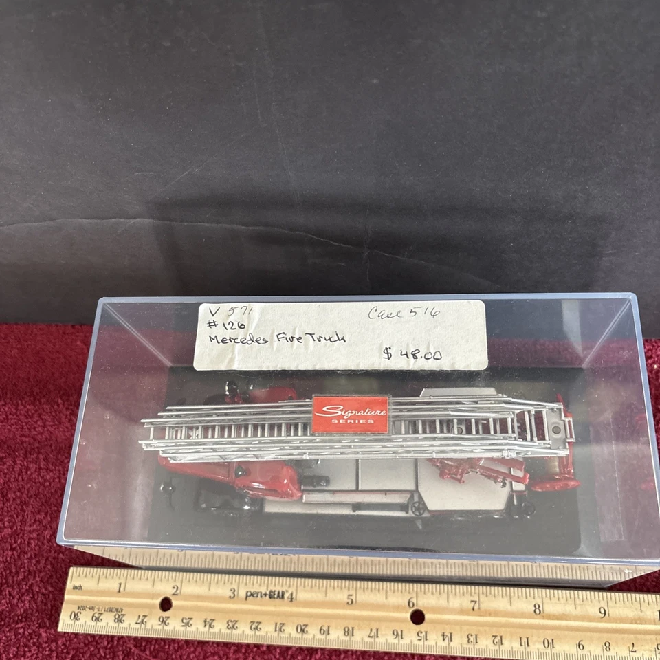 Camión de bomberos Mercedes-Benz L 4500F 1944 escala 1:43 con estuche Foto 2 de 4