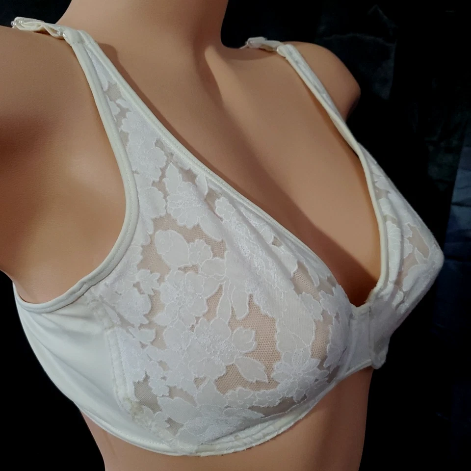 Sujetador vintage años 90 OLGA 38B encaje blanco marfil elástico sin forro con aros Foto 4 de 4