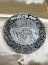 HUDSON FINE PEWTER CHRISTMAS PLATE 1993 CRACK THE WHIP ANNE MCGRORY LIMITED ED