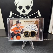 2011-12 CLAUDE GIROUX  The Cup “Honorable Numbers” On Card Auto Patch 18/28 