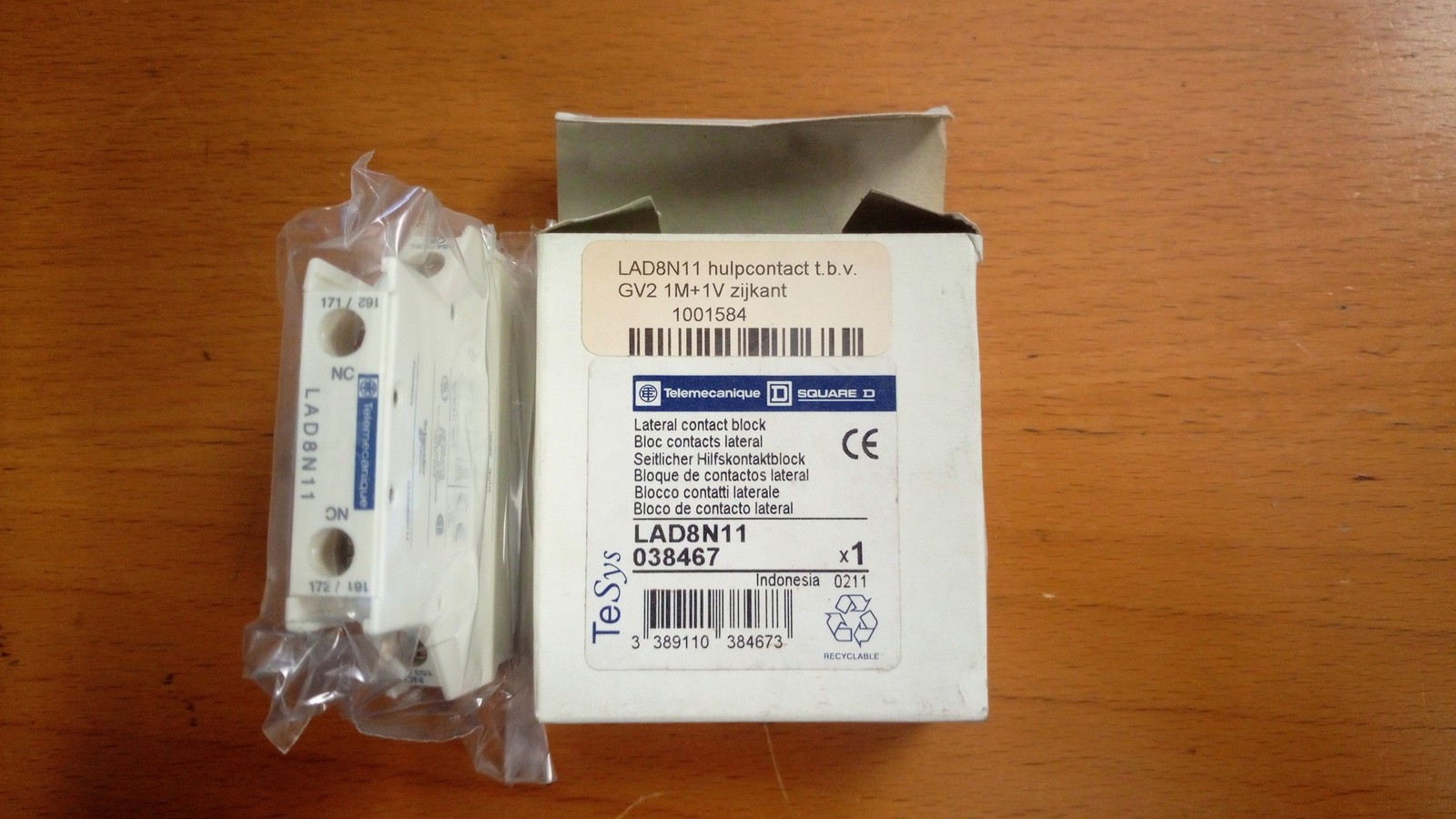 Auxiliary Contact LAD8N11 Side Mount 1pc