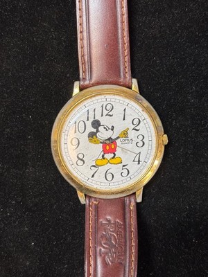 Vintage Lorus Mickey Mouse Quartz Watch 44mm Jumbo Gold Tone Disney V501-0A20