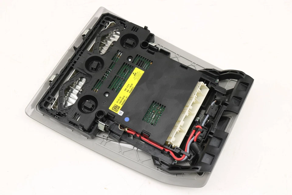 BMW 535I GT 2010-2017 - Interruptor de luz domo/mapa 9283955 Foto 2 de 3