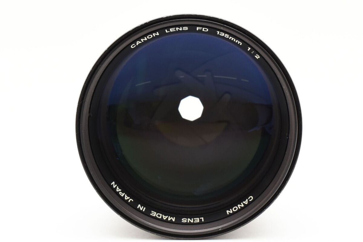 Canon New FD NFD 135mm f2 MF Telephoto Portrait Lens from Canon New FD NFD 135mm f2 MF Telephoto Portrait Lens from