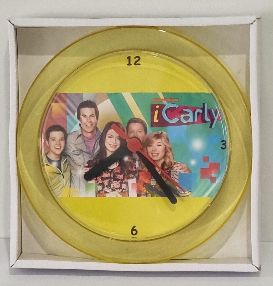 iCarly Yellow 7