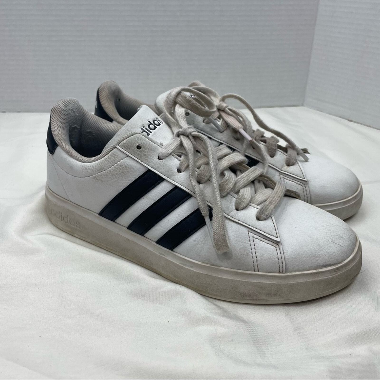 Adidas Cloudfoam Grand Court White Womens Lace-Up Tennis Sneaker Size 7