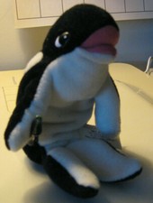 VINTAGE -COCA-COLA -COKE - COLLECTIBLE BEAN BAG PLUSH BEANIE - WHALE - 1998