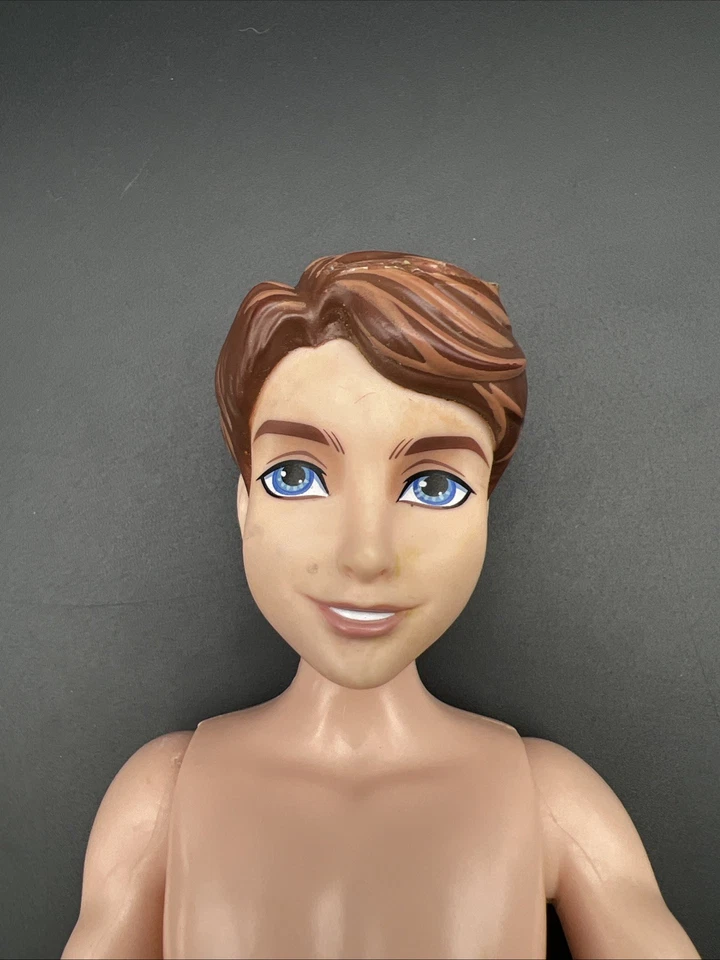 Lote de 3 muñecas de personajes. King Ben, Ron Weasley y Dimitri Foto 4 de 4