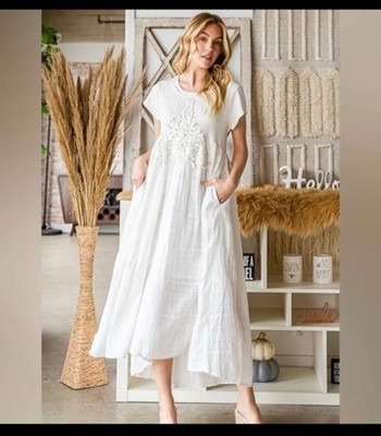 OLI & HALI Dress Oli and Hali maxi midi dress stretchy bodice short sleeve ivory