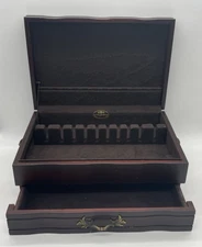 REED & BARTON Provinical Anti Tarnish Wood Flatware Storage Box Chest w/ Drawer