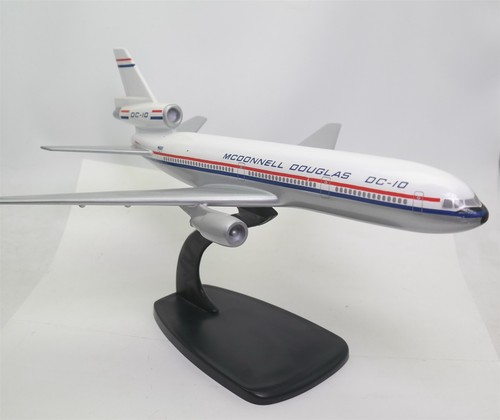 Vtg 1980's Employee Desk model McDonnell Douglas DC-10 Wood 11 1/2" long Air-Jet